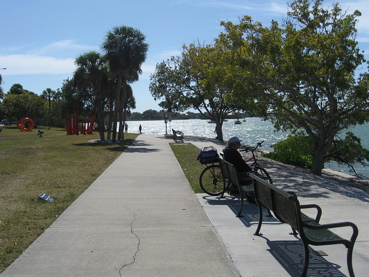 recreational path in Sarasota