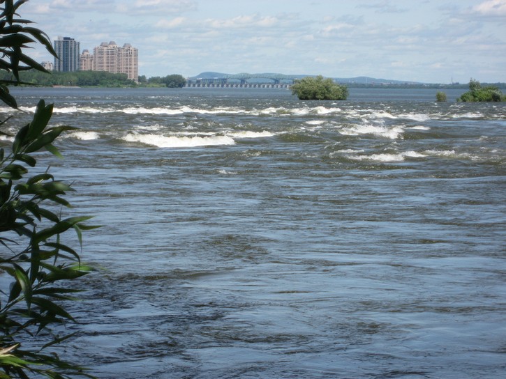 Lachine Rapids in the St-Lawrence River