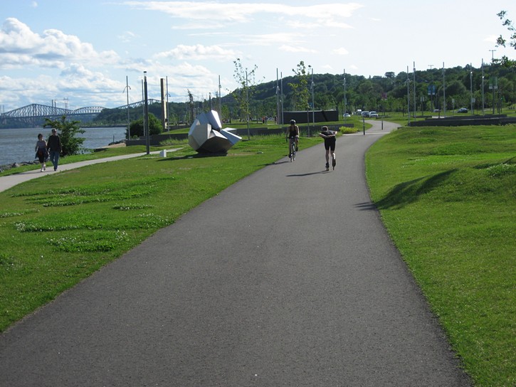 la Promenade Samuel-De Champlain bike path