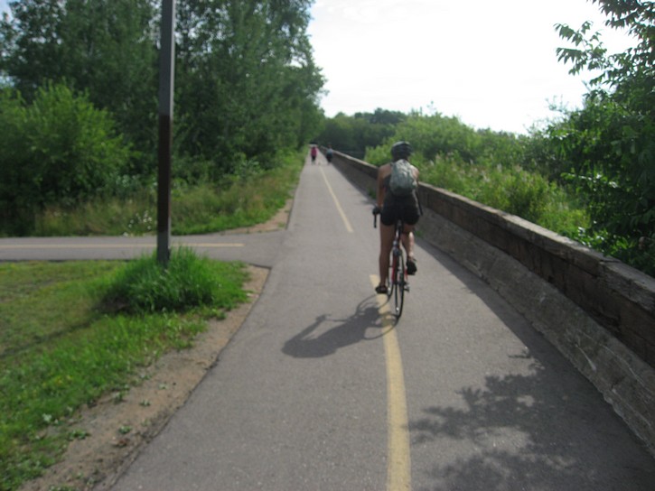 multi-use bike path in Thunder Bay